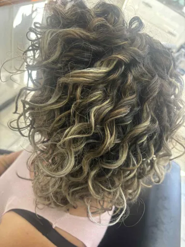 Balayage blond clair beige , Le Port, FANTASIA HAIR BEAUTY
